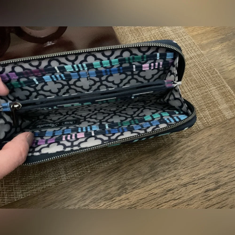Lug Tendu RFID Wallet. Love Stripe Multi. NWOT - Picture 6 of 9